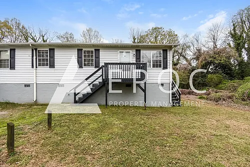 638 S Elm St #D Photo 1