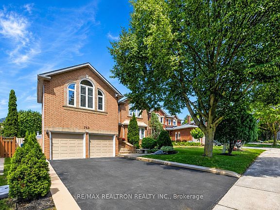 3rd image of 763 Hollander Rd