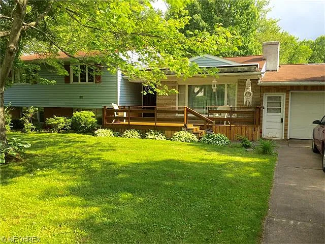 1009 Goist Ln photo 1