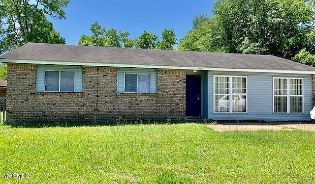 1st image of 2407 Northbrook Dr