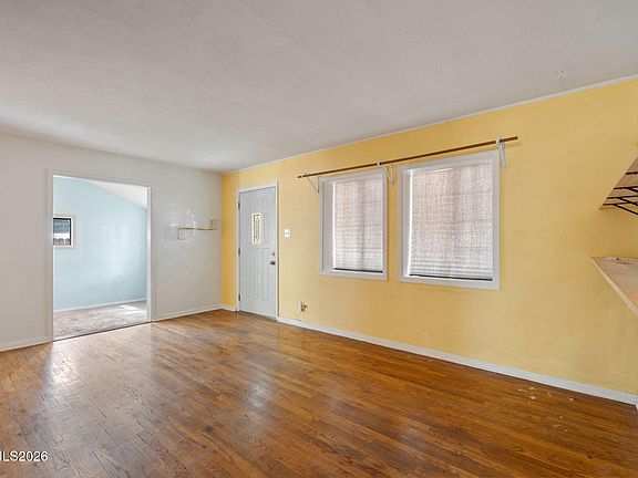 5th image of 745 Hood Ave