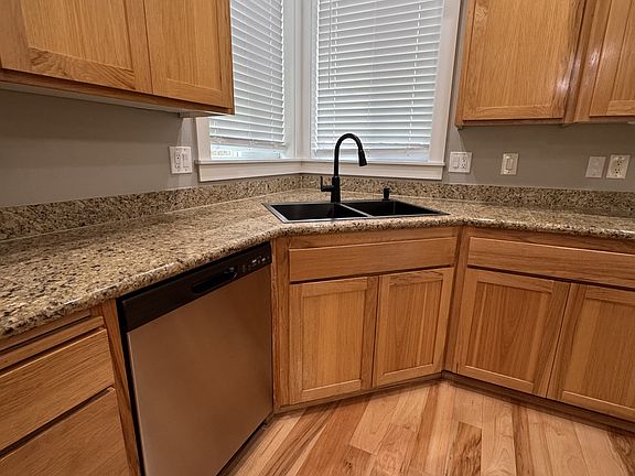 5th image of 1604 Webb Lake Dr