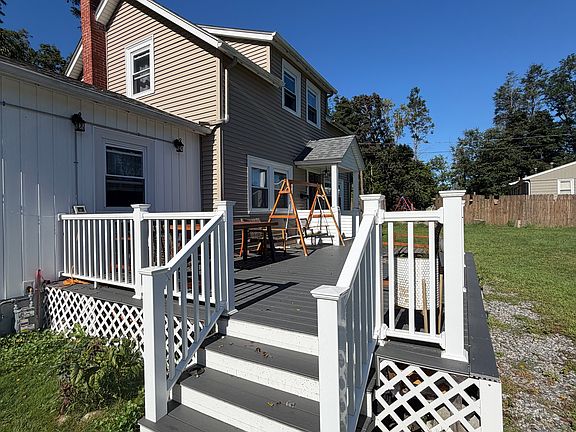 4th image of 3 Freehold Ave