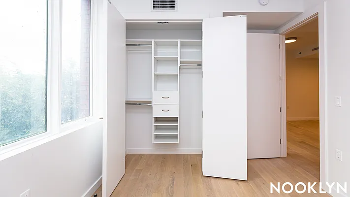 Rented by Nooklyn NYC LLC | media 31