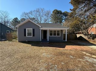 2004 Sapona Rd, Fayetteville, NC 28312