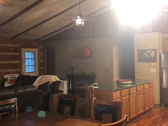 5th image of 429 Richardson Hollow Ln