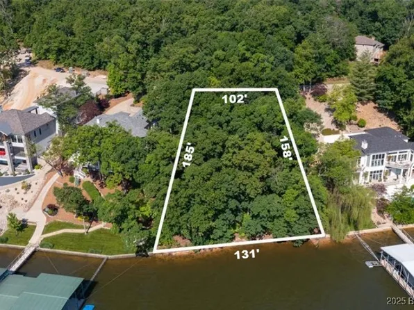 126 Waterford Ter, Sunrise Beach, MO 65079