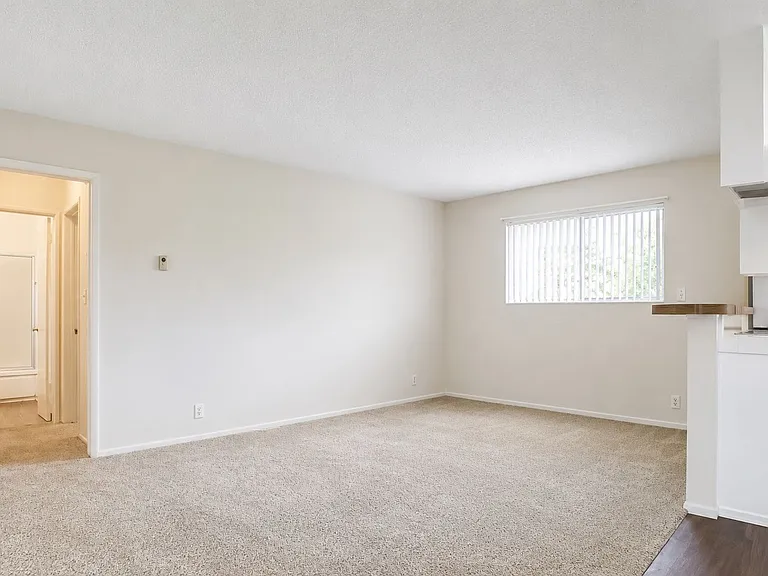 15120 Victory, LLC — Photo 12