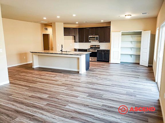 5th image of 6614 Sunchase Dr
