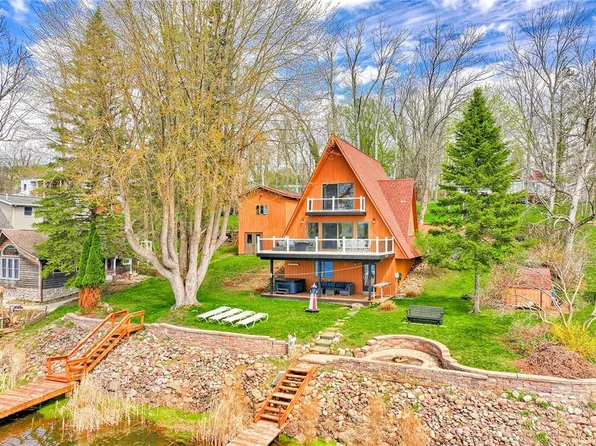 7771 W Dove Rd, Wolcott, NY 14590