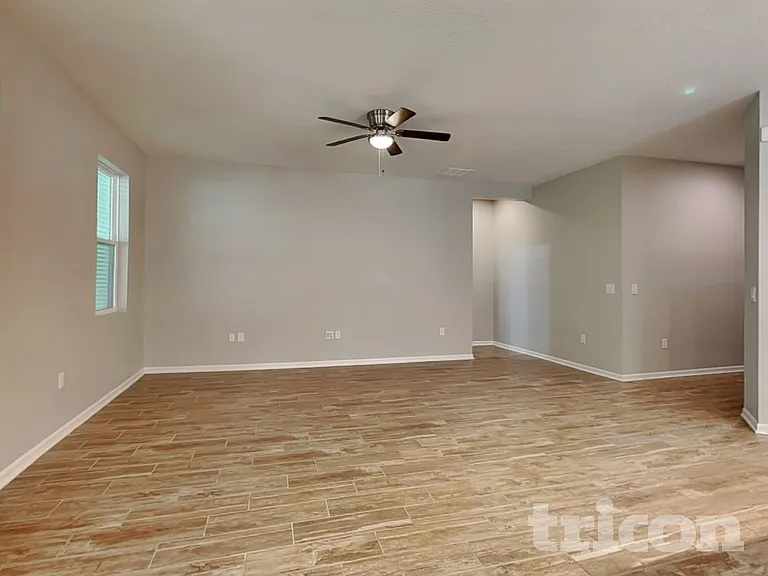 2361 Sanderling St — Photo 3