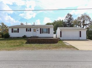 574 Mission Dr, Akron, OH 44301