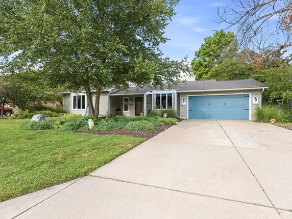 719 S Honeybrook Ln, Derby, KS 67037