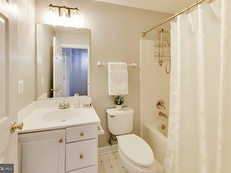 8026 Kidwell Town Ct — Photo 26