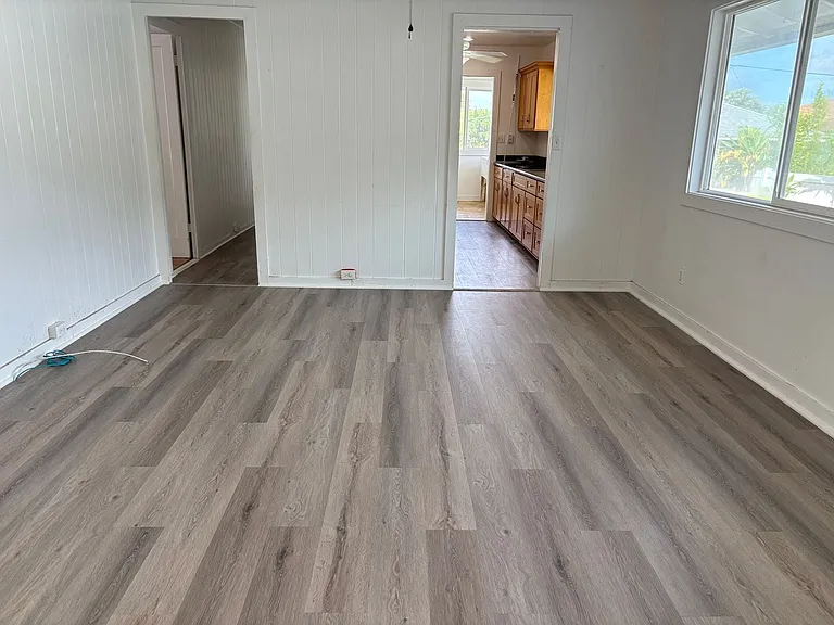 317 Kapulei St — Photo 2