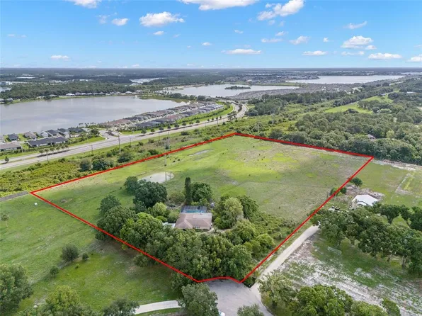 1664 Fox Creek Dr #12, Sarasota, FL 34240