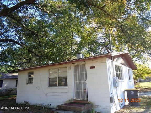 2nd image of 7054 MATTHEW Street