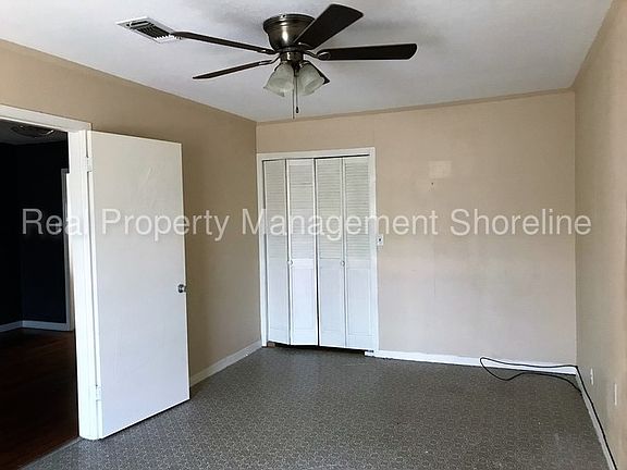 4th image of 337 N Naylor Cir