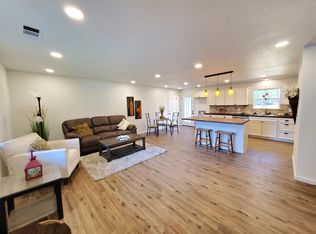 5420 Willow Rd, Redding, CA 96001