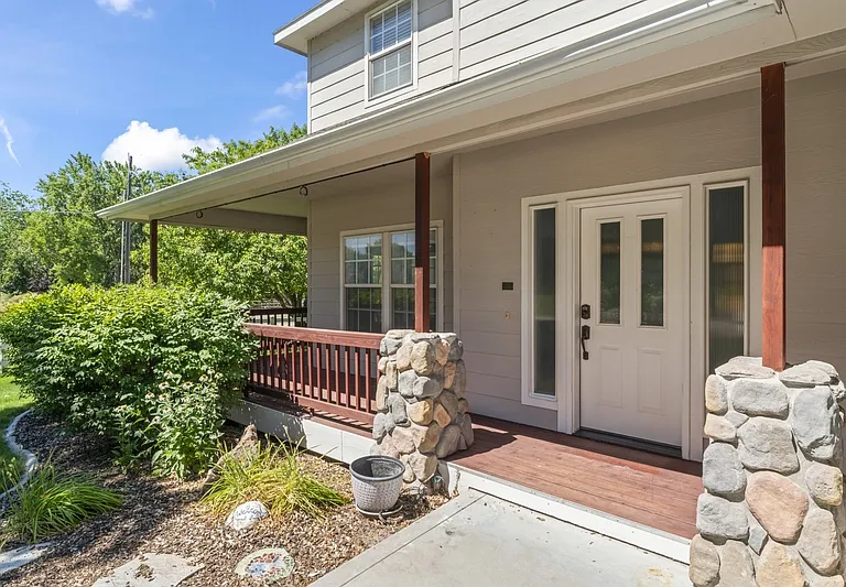 15081 Widgeon Ave — Photo 5