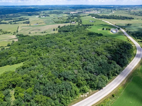 1904 Us Route 20 W, Elizabeth, IL 61028