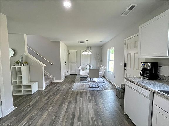 5th image of 1770 Sandersted Village Cir