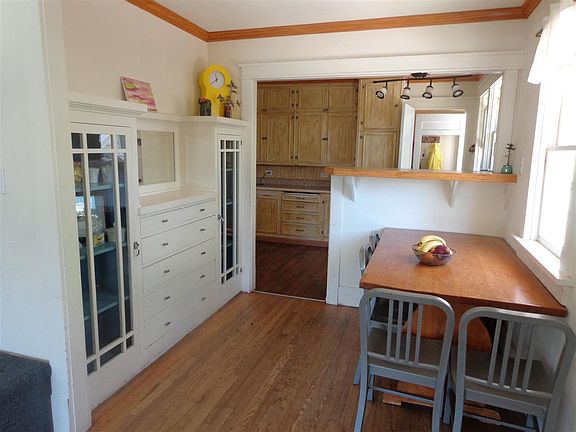 5th image of 1313 Sheridan St