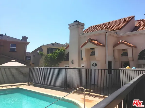 14422 Terra Bella St #A, Los Angeles, CA 91402