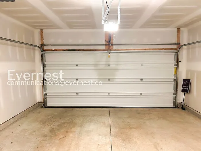 167 E Millbrook Dr — Photo 19