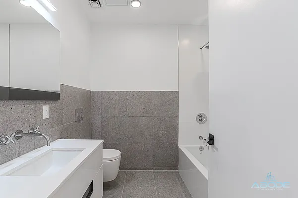 Rented by Reside New York | media 22