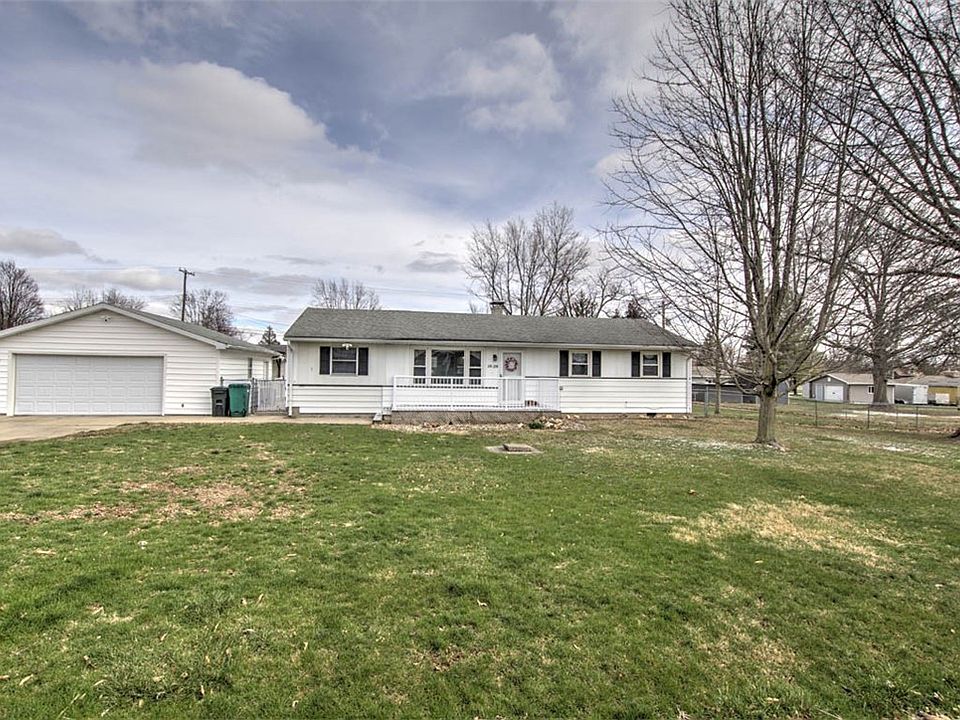 1st image of 1928 S Westgate Dr