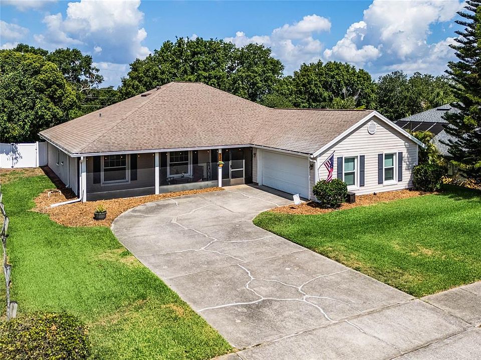 1st image of 831 CUMBERLAND CIRCLE