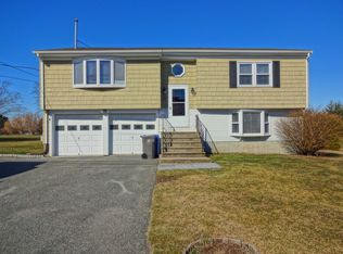 15 Jean Ter, Middletown, RI 02842