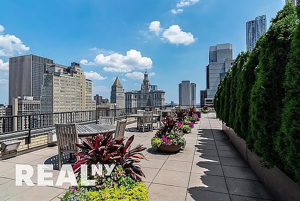 1st image of 53 Park Pl APT 10B