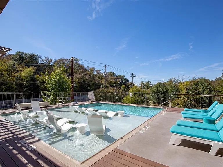 1900 Barton Springs Rd #4041 — Photo 35