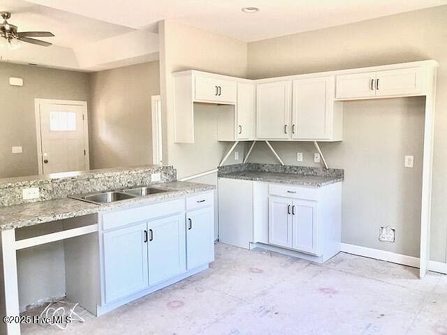 2nd image of 726 Glade Road