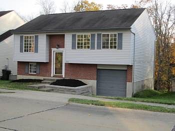 3rd image of 4000 Woodchase Dr