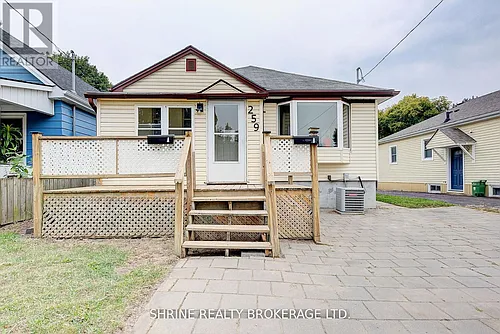 259 Sanders St W Photo 1