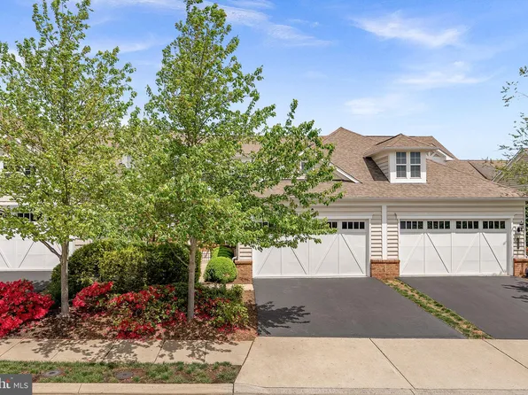 20458 Valley Falls Sq, Ashburn, VA 20147