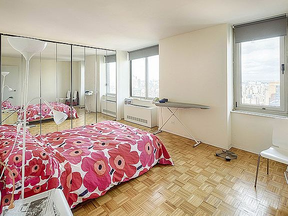 5th image of 200 E 89th St APT 31C