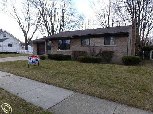 5th image of 23600 Joy St