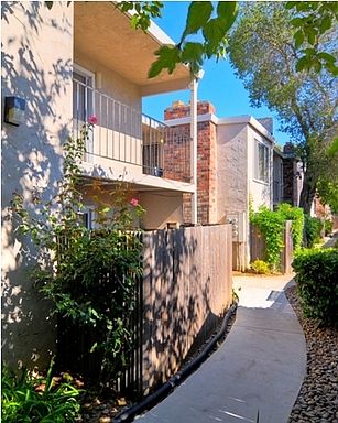 2nd image of 3644 H St APT 8