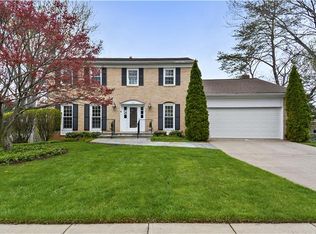 1746 Lockerbie Ln, Vienna, VA 22182