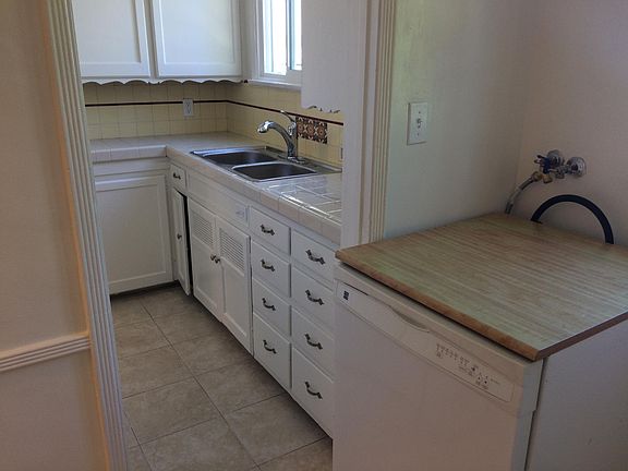 5th image of 1518 S Beverly Dr #1518