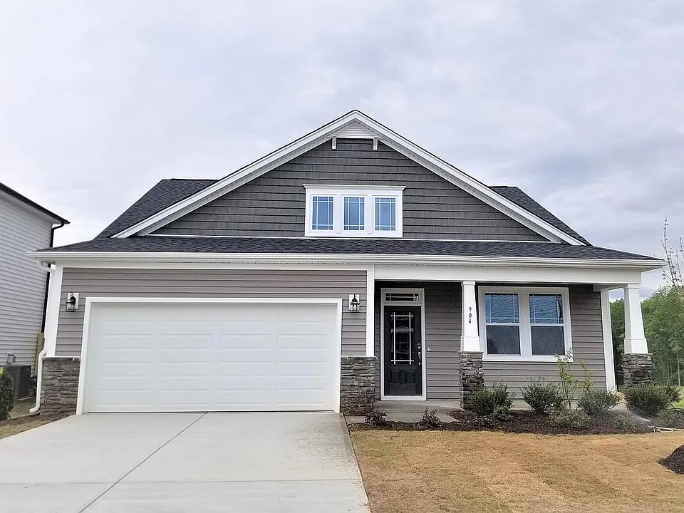 1st image of 904 Briar Gate Dr