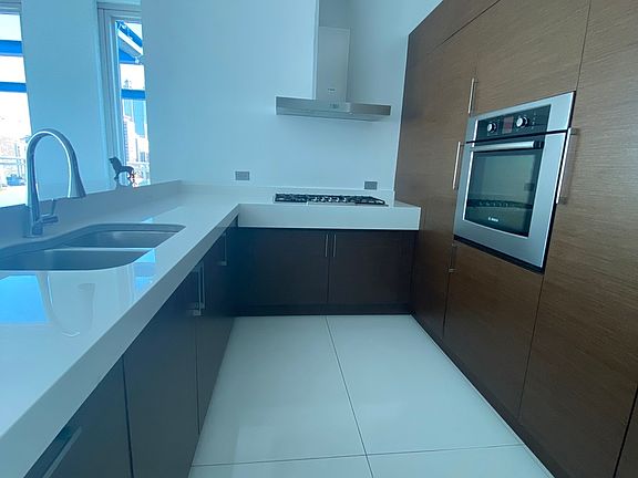 4th image of 757 N Orleans St APT 2201
