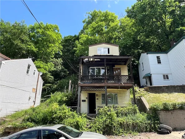 3204 Rothpletz St, Pittsburgh, PA 15212