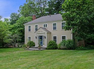 21 Topsfield Rd, Wenham, MA 01984