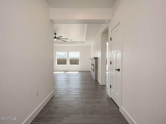5th image of 6542 Swan St