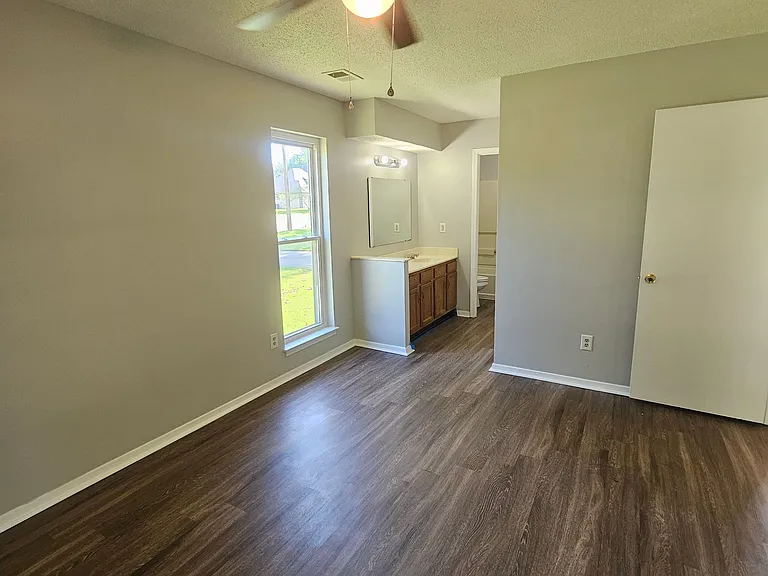 6340 Cornwall Rd — Photo 12